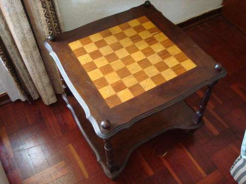 CHESS TABLE