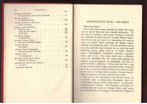 English Essays: A Representative Anthology -- W. Cuthbert Robb [Editor]