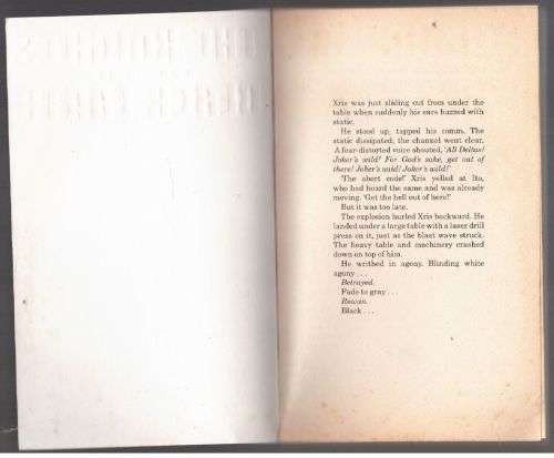 The Knights of the Black Earth - Margaret Weis, Don Perrin