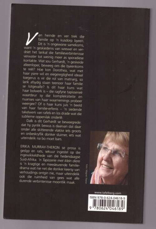 `n Tapisserie Met Klein Diere -- Erika Murray-Theron
