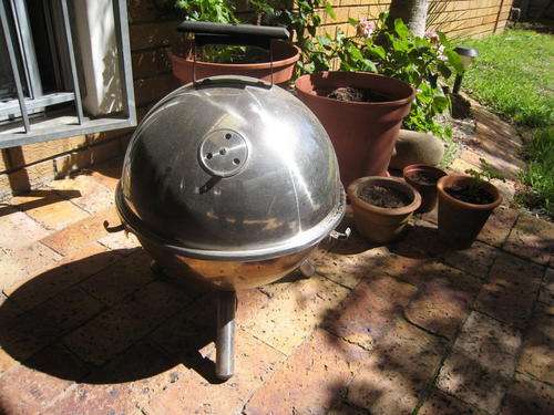 stainless steel sputnik type  braai