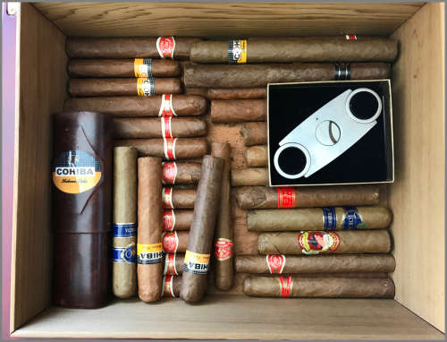 Cigar Humidor with 30 Top Cigars and Zippo Clipper