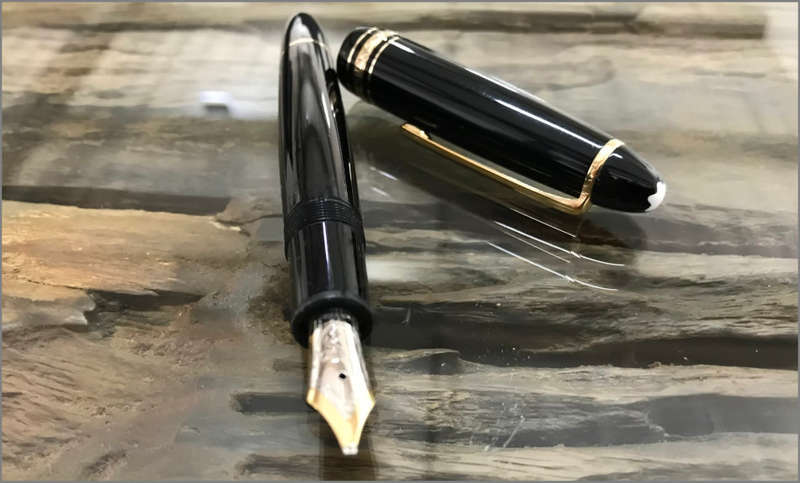 Montblanc Meisterstück Gold LeGrand Fountain Pen with Meisterstück 1 Pen Pouch