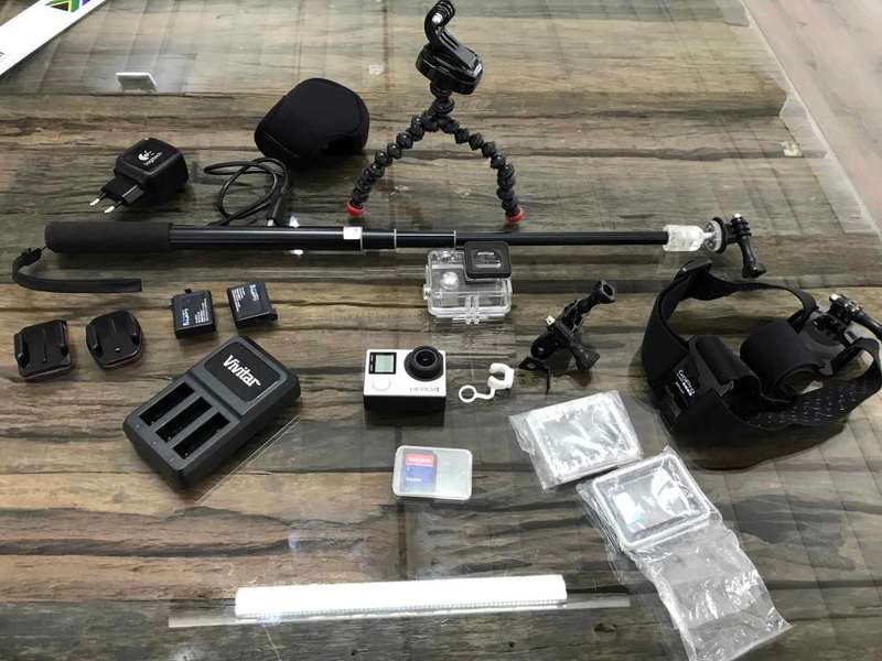 GOPRO Hero 4 Silver Ultimate Pack- tons of extras