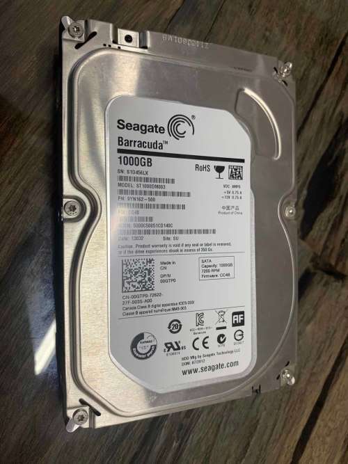 2x Seagate Barracuda 1TB 7200 rpm Desktop Hard drives in as new condition