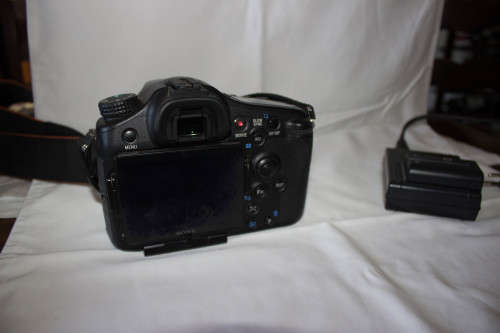 Sony A77