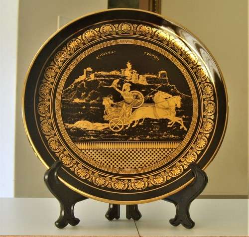 "ACHILLES TRIUMPH" - PLATE 27.5cm - PORCELAIN WITH 24K GOLD GILDED DESIGN SIGNED I. SPYROPOULOS