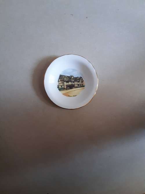 SHAKESPEARE`S BIRTHPLACE PORCELAIN PLATE
