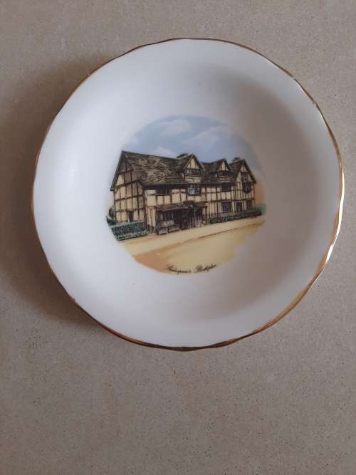 SHAKESPEARE`S BIRTHPLACE PORCELAIN PLATE