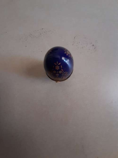 PORCELAIN EGG TRINKET BOX
