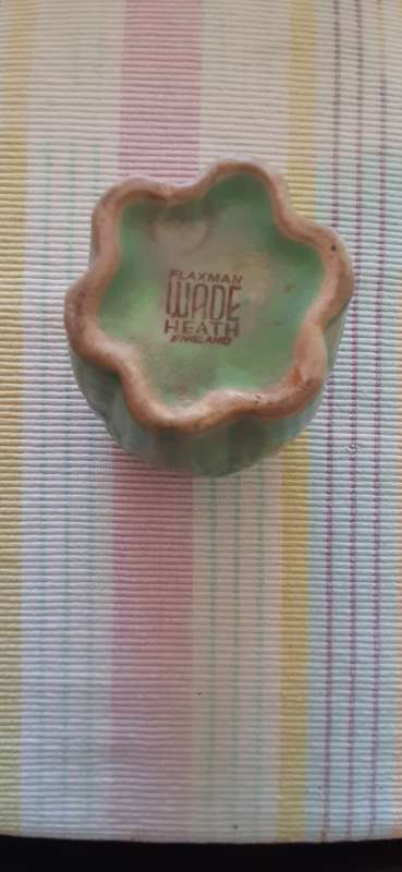 FLAXMAN WADE HEATH SUGAR BOWL WITH NICKEL SILVER TOP AND SPOON (E.P.N.S)