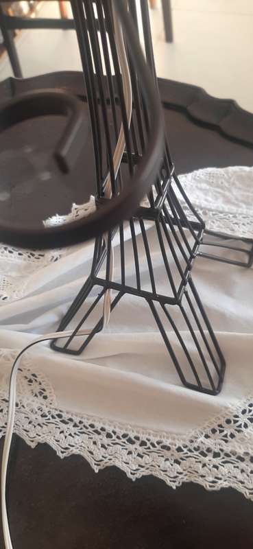 EIFFEL TOWER SHAPED METAL DESK LAMP