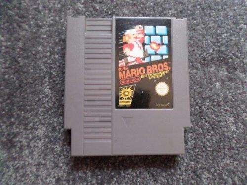 Nintendo Entertainment System (NES) - Super Mario Bros