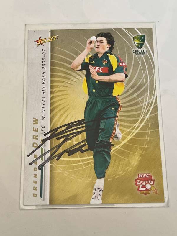 Cricket Card - *SIGNED* 2007 Select Brendan Drew Cricket Card