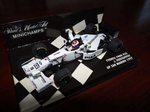 Minichamps F1 - Tyrell Ford (J. Verstappen 1997) 1:43