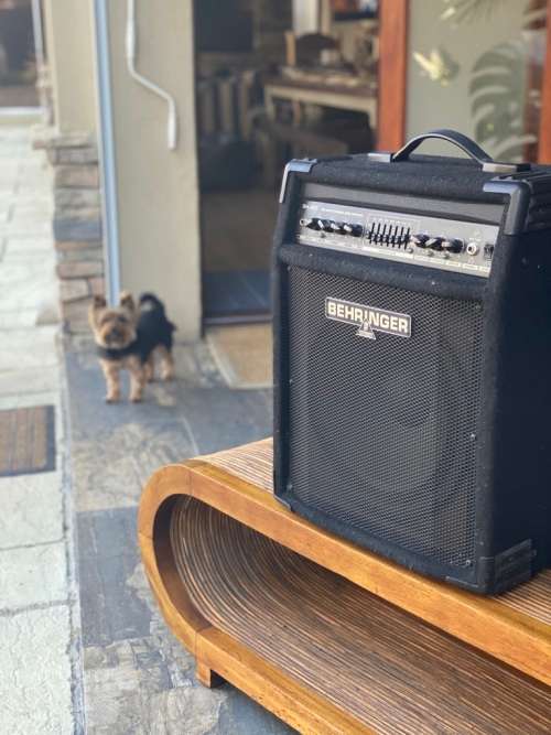Behringer bass amp BXL 1800