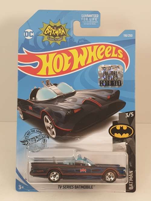 Batman 2019 set of 9 cars including Treasure Hunt.