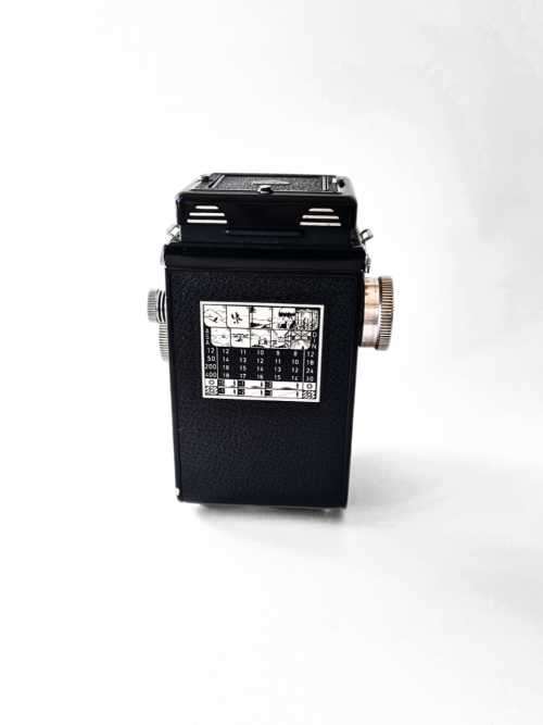 Perfect Rolleicord VA. 120 medium format film camera.