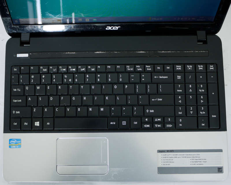 ACER Aspire E1-571 - Intel i7 3632QM @ 2.20Ghz 8Threads, 4GB RAM, 500GB Storage, 4H bat (No Charger)