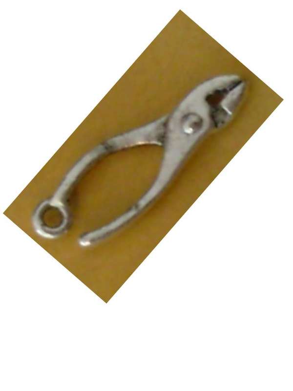 METAL CHARM EMBELLISHMENT  PLIERS - size 21x6mm