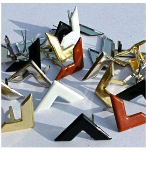 PHOTO CORNER BRADS - 20 per packet (size +- 20mm)