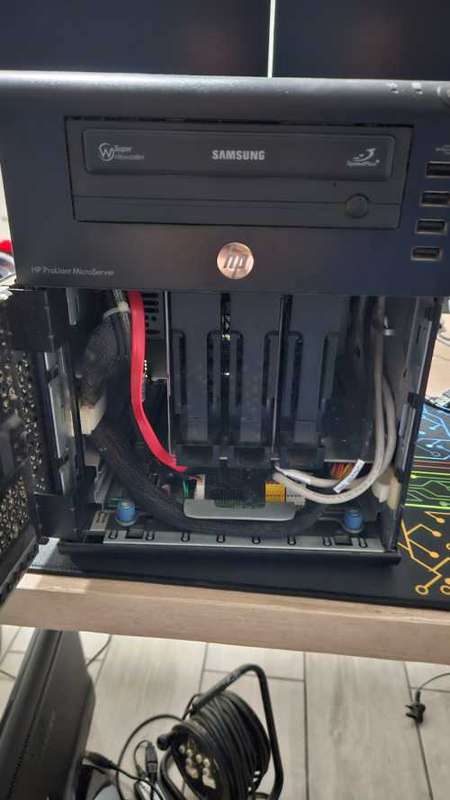 HP Proliant N36L Microserver - Read Description