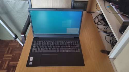 7th Gen Lenovo IdeaPad i3 @ 2.30Ghz, 4gb Ram, 1tb HHD, USB3.0, HDMI , 15.6` Display , Windows10
