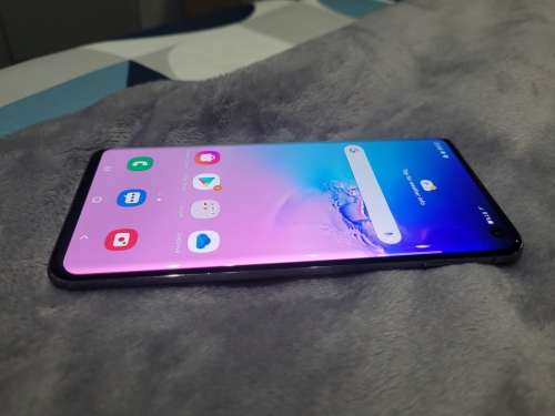Samsung Galaxy S10 128GB [MINT CONDITION]