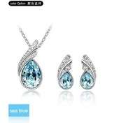 White Gold Plated Necklace/Earrings, Made With Austria Crystal