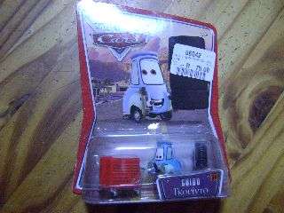 Disney Pixar - The World of Cars - No 34 Guido - Mint on Card