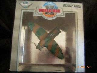 Yatming  World War Series - Airplane Collection - Spitfire - LOQ