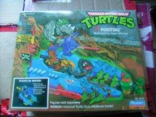 Playmates - Teenage Mutant Ninja Turtles - vintage(1988) box - FootSki