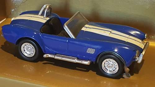 DIE CAST ERTL 1965 COBRA 427-CLASSIC VEHICLES-BOXED
