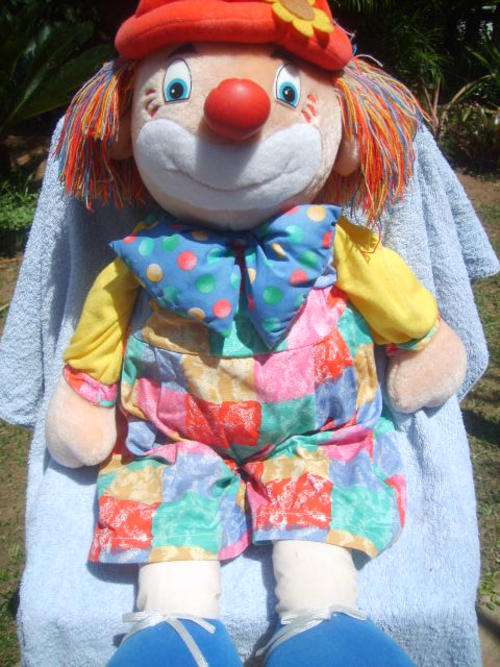 STUNNING CLOWN