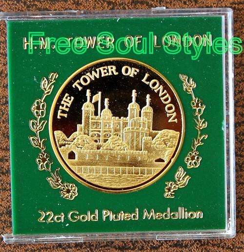Beautiful 22ct Gold Plated Tower of London Medallion