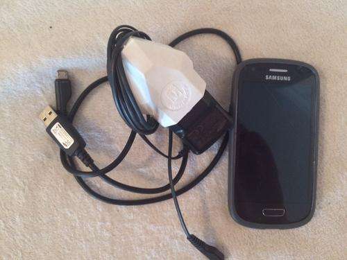 Samsung Galaxy S3 Mini - blue