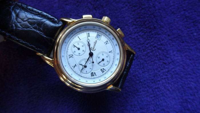 Cacalla CA 25 men¿s wristwatch NOS Quartz movement with chronograph and steel Gold plated case