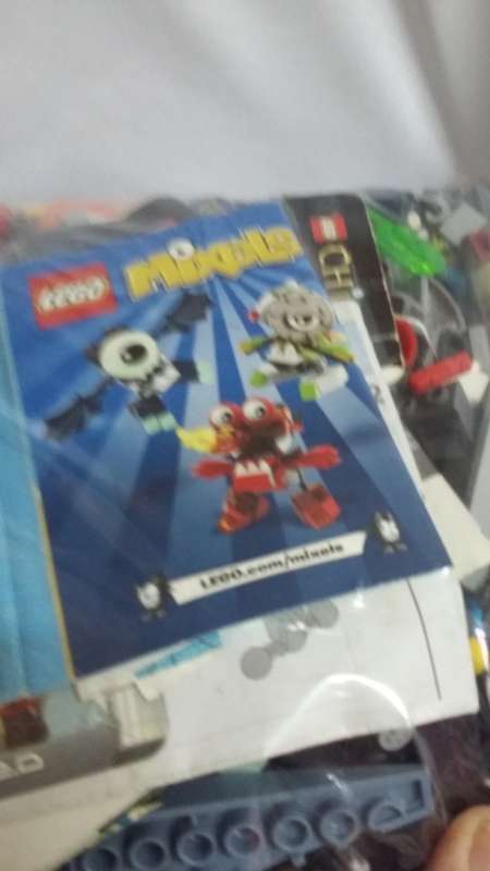 ASSORTED LEGO - CHIMA, SUPERHERO AND MIXEL