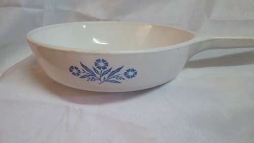 CORNINGWARE FRYING PAN