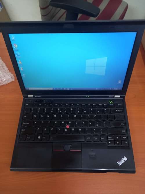LENOVO THINKPAD X230- (12.5`) CORE i5-3320M, 8GB DDR3 RAM, 500GB HDD!