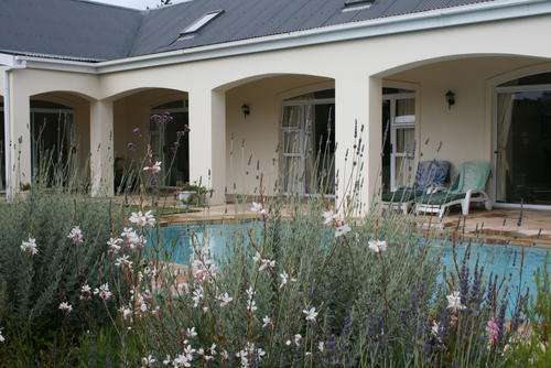 SELF CATERING HOLIDAY HOME IN ST FRANCIS BAY AREA.. GARDEN ROUTE...SLEEPS 6  23rd Dec...3rd Jan.2011