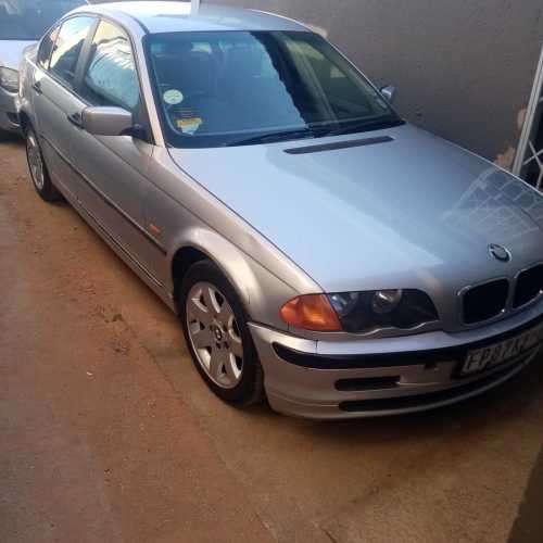 BMW 318i