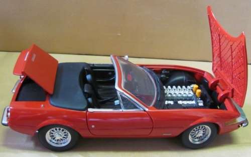 Ferrari 365 GTS/4 1998 1/18 HotWheels NEW+boxed FREE delivery #8959 instant wheels