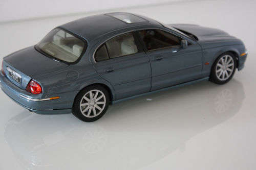 Jaguar S-Type 1999 blue-grey-met 1/18 Maisto NEW+reboxed #8977 instant wheels