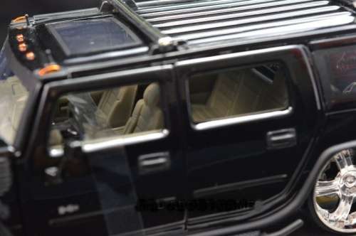 Hummer H2 Custom SUV 2009 black 1/24 Jada NEW+boxed  #2137 instant wheels