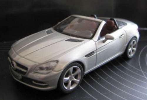 Mercedes-Benz SLK (R172) 2011 silver 1/43 Schuco NEW+boxed  #4204 instant wheels