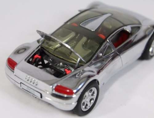 Audi Avus quattro 1991 shiny chrome 1/43 Revell NEW  #4238 instant wheels