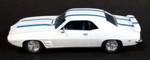 Pontiac Firebird Trans Am 1969 white 1/43 RoadSignature NEW+boxed  #4258 instant wheels