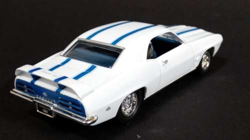 Pontiac Firebird Trans Am 1969 white 1/43 RoadSignature NEW+boxed  #4258 instant wheels