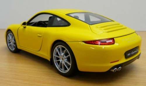 Porsche 911 (991) Carrera S 2011 yellow 1/24 Welly NEW+boxed  #2145 instant wheels